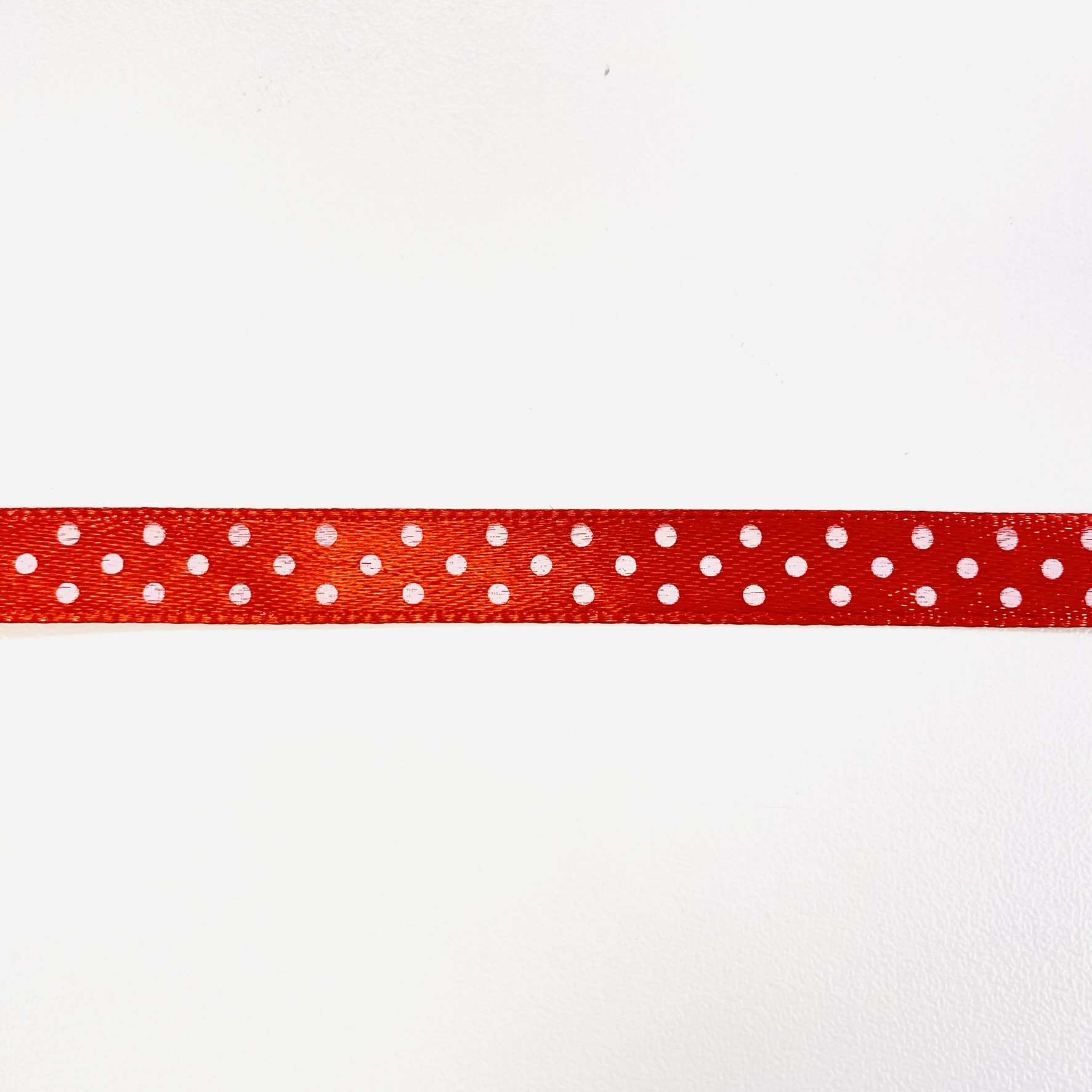 Rødt satinbånd med 10 mm - RiLa Stof Design