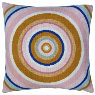 Fru Zippe Broderi-kit: Pude, Focus Blush